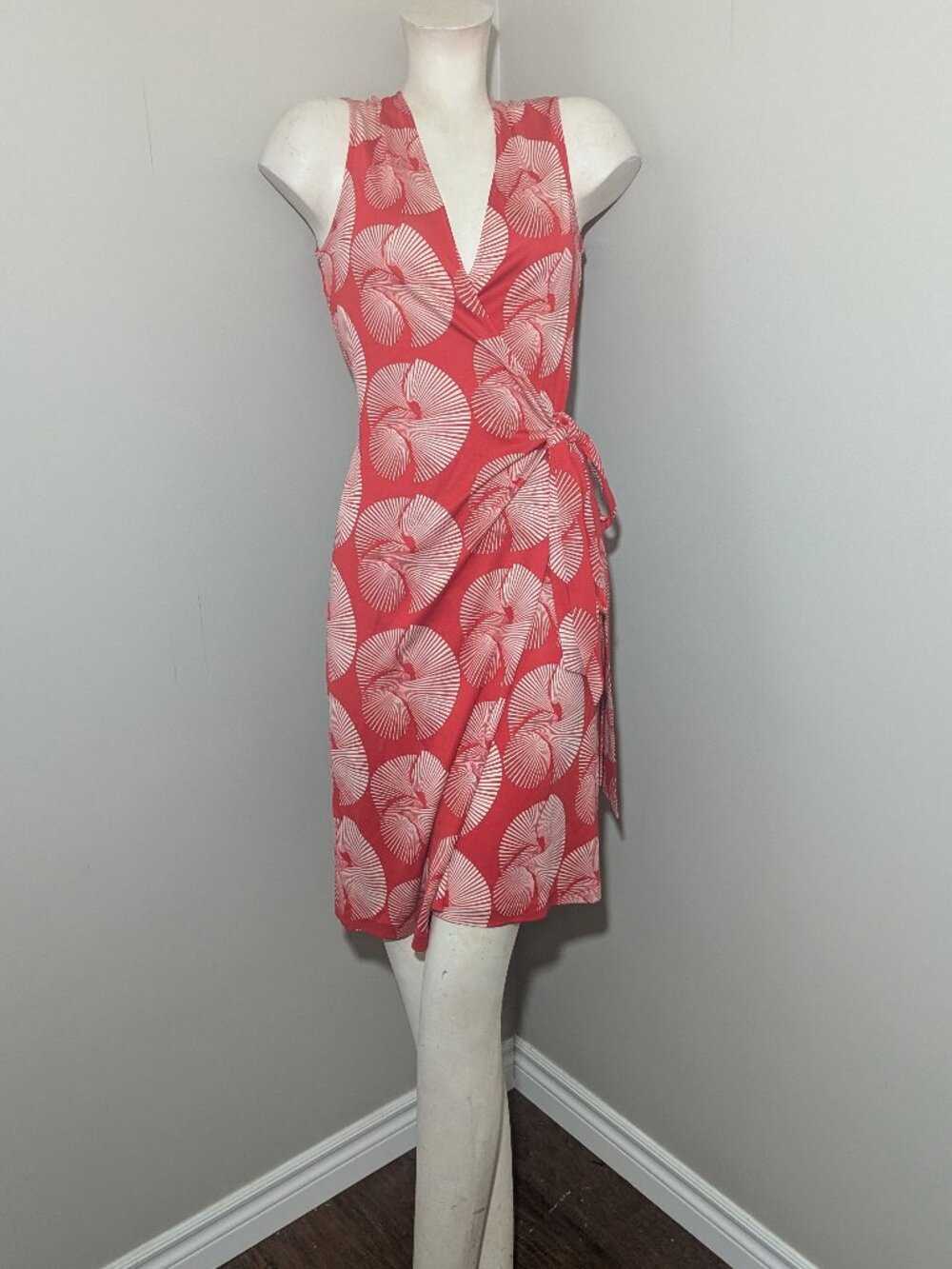 Diane Von Furstenberg Red Printed Silk Fariba Sundial Wrap Dress 8 - Picture 4 of 8